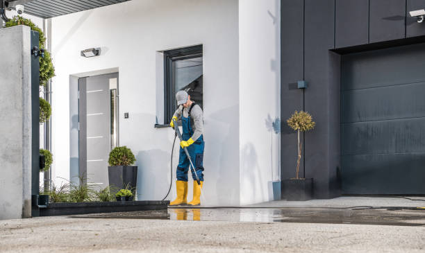 Best Parking Lot Cleaning in Village Of Waukesha, WI